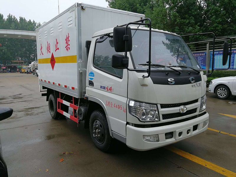 時(shí)風(fēng)3米3(藍(lán)牌)爆破車