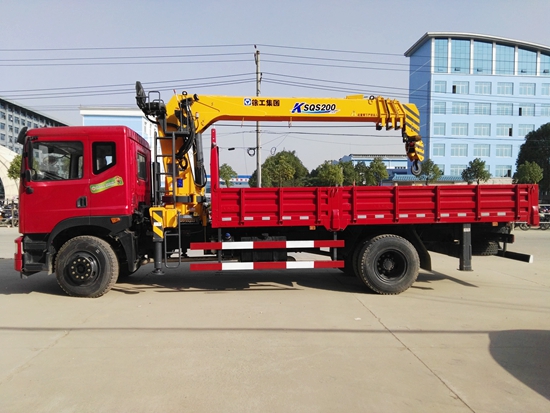 東風(fēng)T5新款8噸隨車(chē)吊