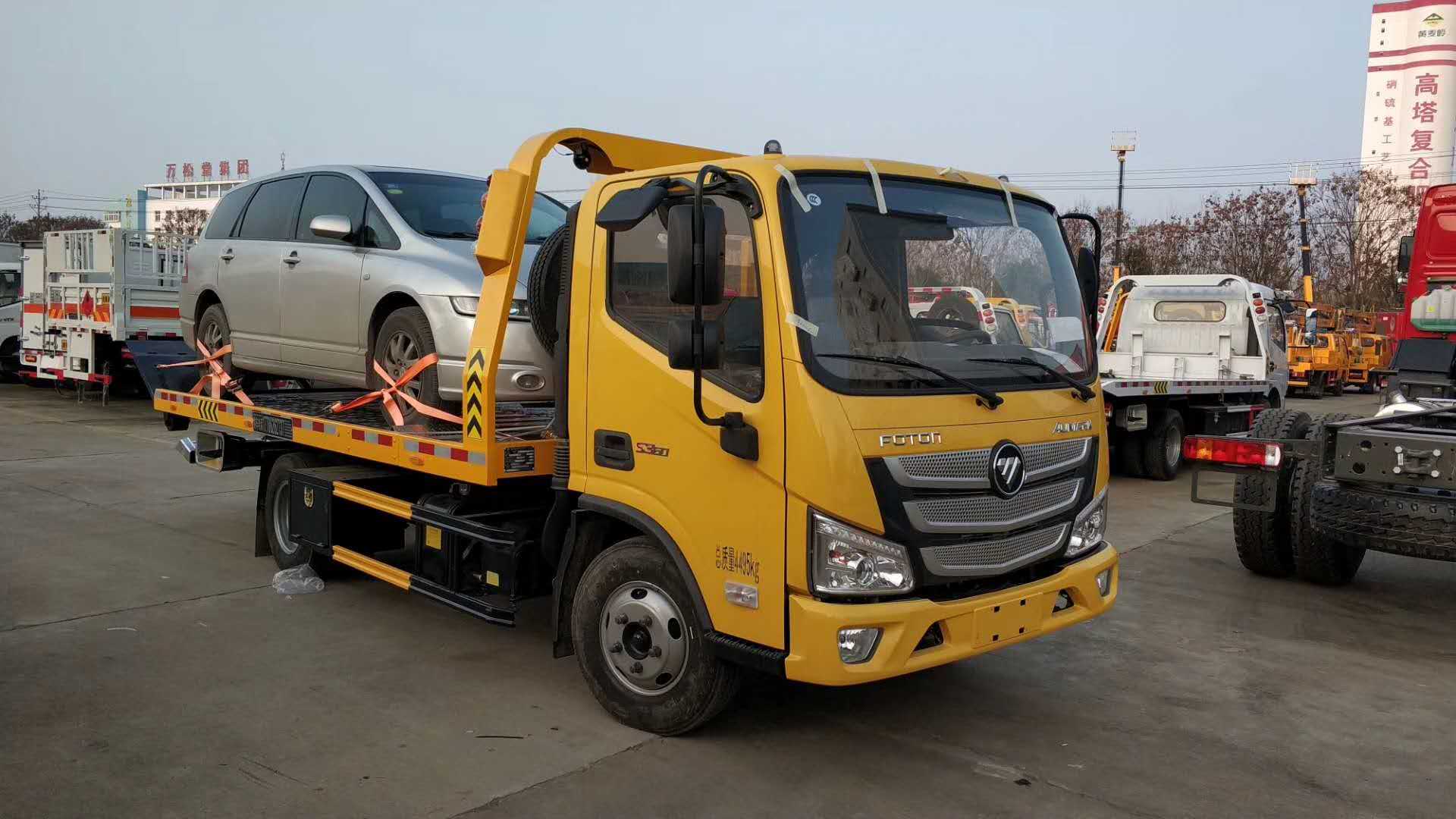 歐馬可藍(lán)牌清障車一拖二