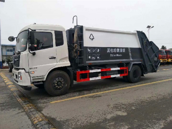東風(fēng)天錦國六12~14方壓縮式垃圾車（可上京牌）