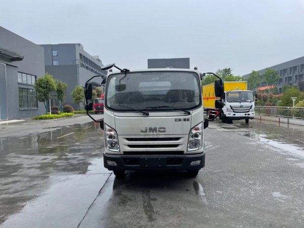 江鈴雙倉垃圾車，垃圾分類運輸車