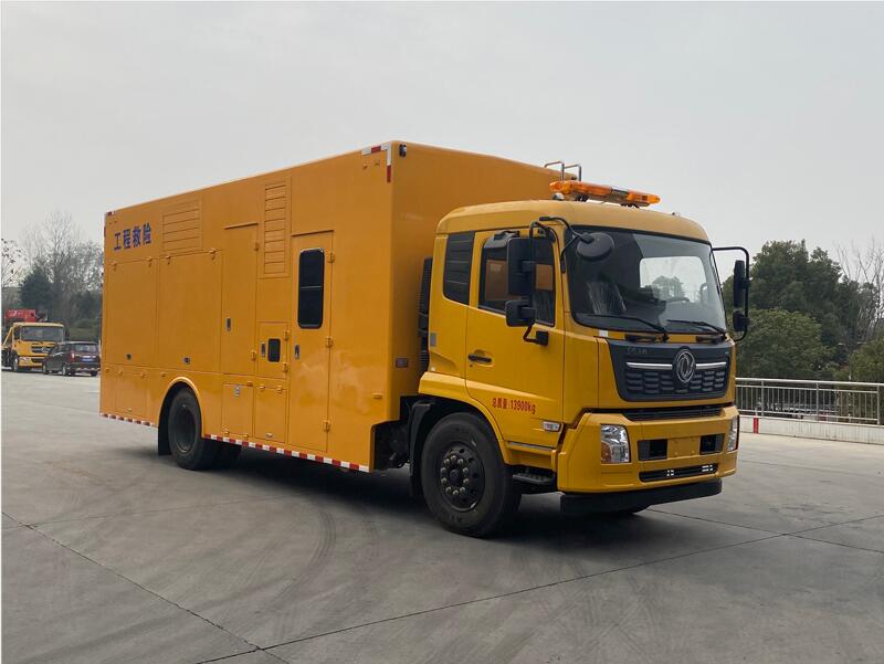 東風(fēng)天錦3000-4000大流量搶險車
